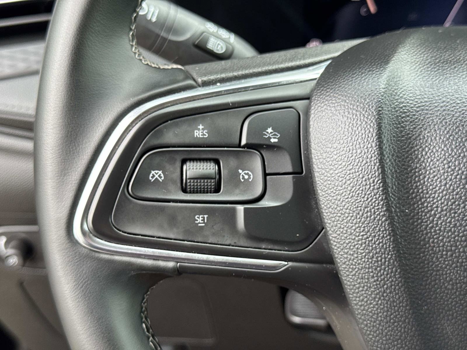 Used 2025 Buick Encore GX Preferred image 11