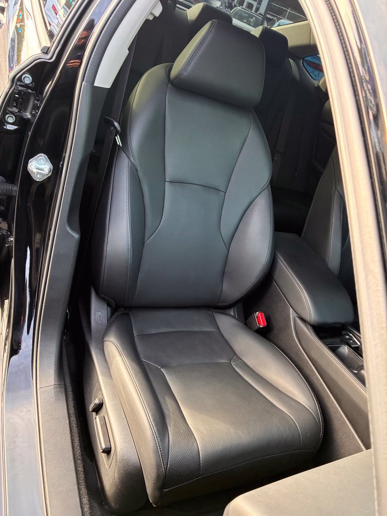 Used 2025 Honda Accord Touring image 18
