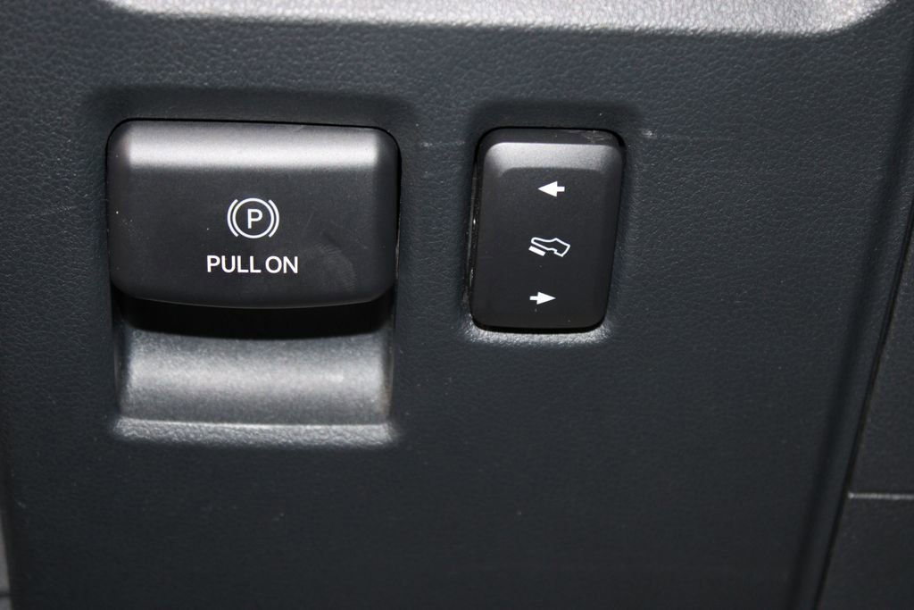 Certified 2022 Ford F150 Platinum w/ Equipment Group 701A High image 40