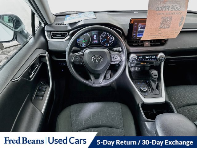 Used 2022 Toyota RAV4 XLE AWD/4WD image 26