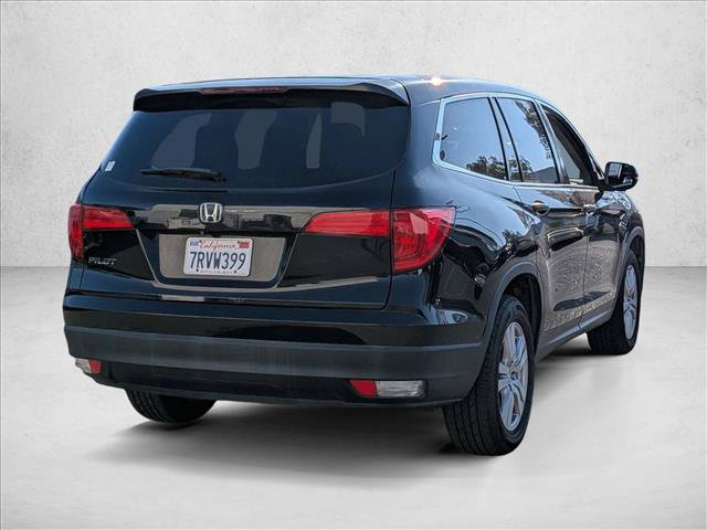 Used 2016 Honda Pilot LX image 5