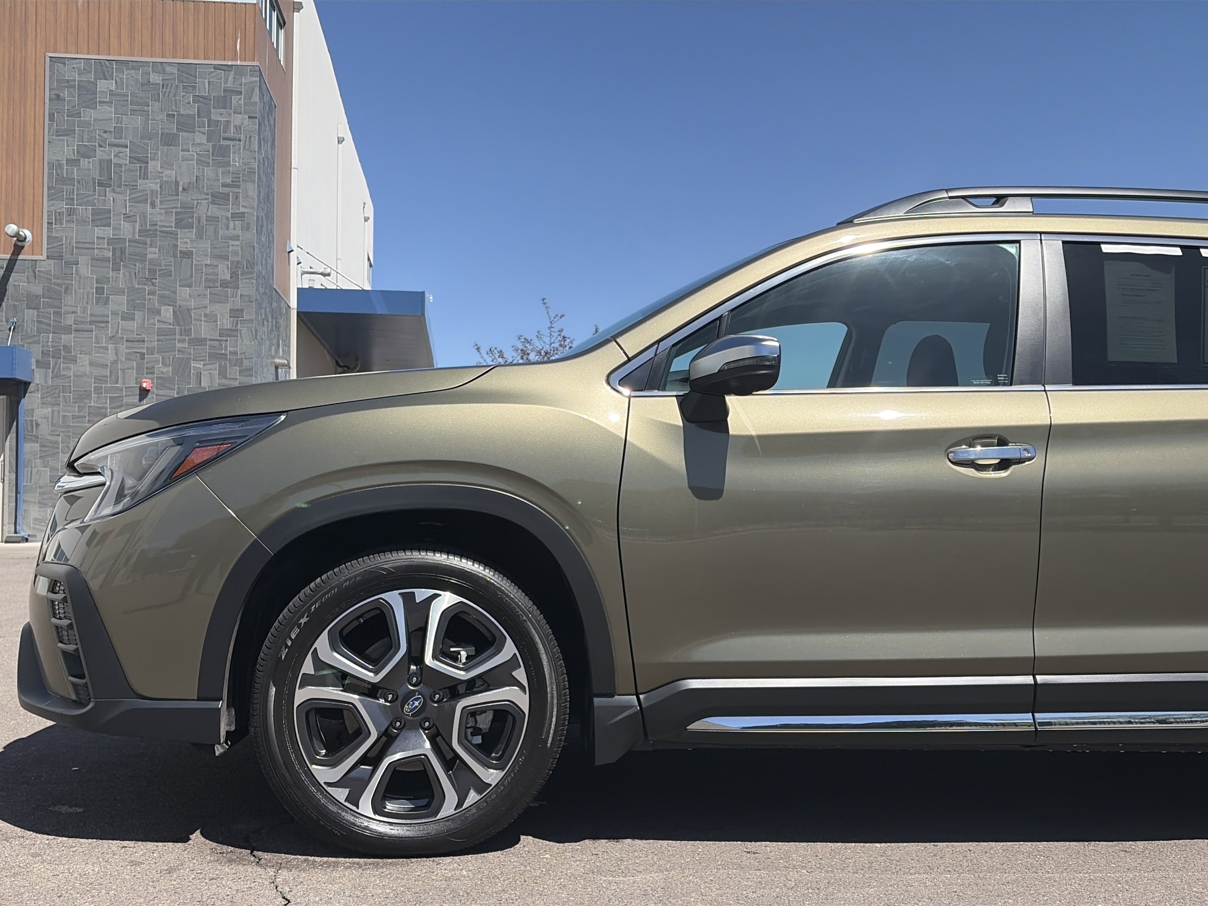 Used 2023 Subaru Ascent Touring AWD/4WD image 10