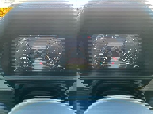 Used 2020 Land Rover Defender 110 SE image 14