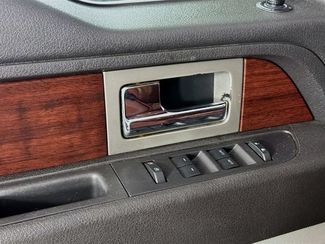 Used 2014 Ford F150 King Ranch w/ King Ranch Luxury Package RWD image 19