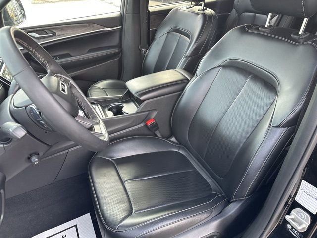 Certified 2024 Jeep Grand Cherokee L Limited w/ Luxury Tech Group II image 26