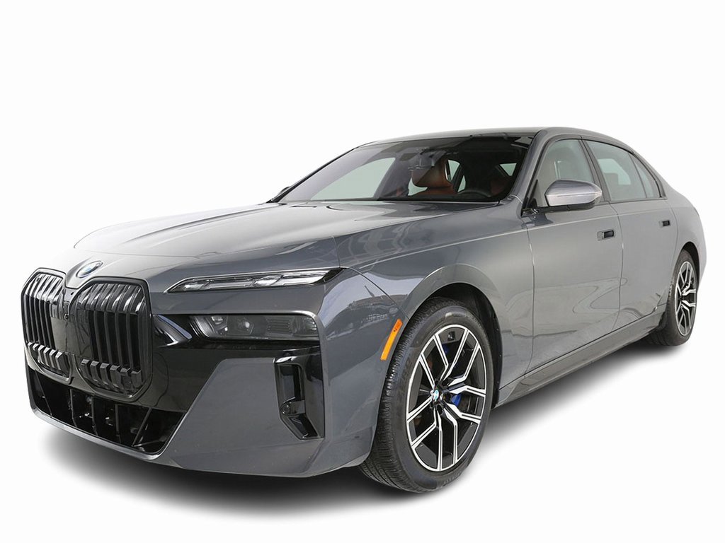 Used 2024 BMW i7 xDrive60 w/ Executive Package image 3