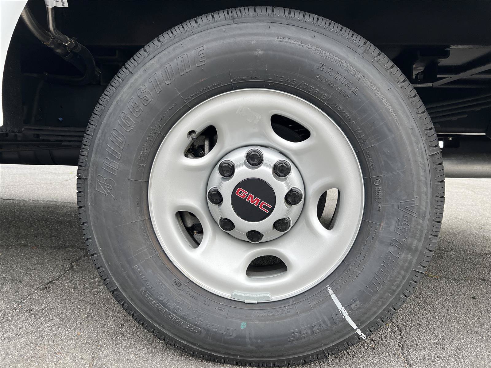 New 2025 GMC Savana 3500 w/ Power Convenience Package RWD image 17