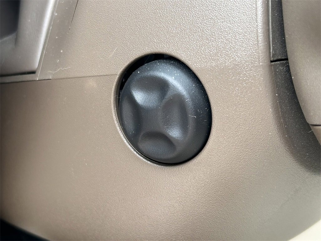 Used 2021 GMC Yukon Denali w/ Denali Ultimate Package image 33