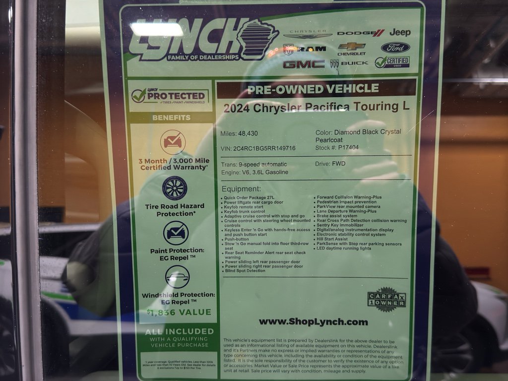 Used 2024 Chrysler Pacifica Touring-L image 41