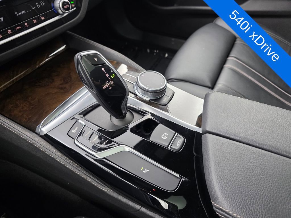 Used 2019 BMW 540i xDrive w/ M Sport Package AWD/4WD image 25