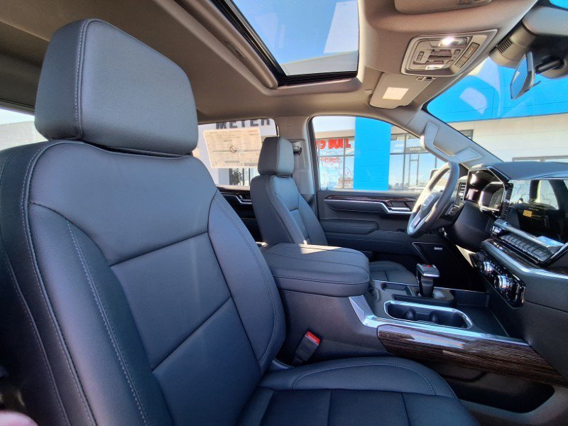 New 2026 GMC Sierra 1500 Elevation w/ Elevation Premium Package AWD/4WD image 15