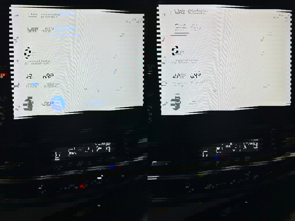 Used 2025 Toyota Sienna XSE image 35