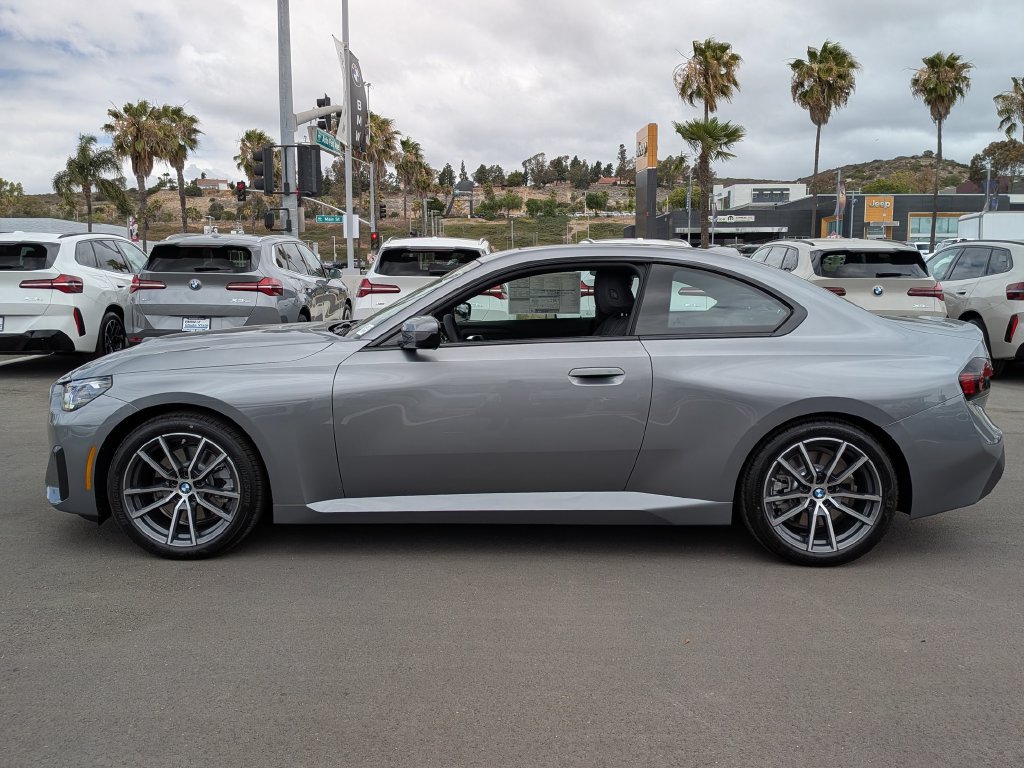 New 2026 BMW 230i Coupe w/ Convenience Package RWD image 5