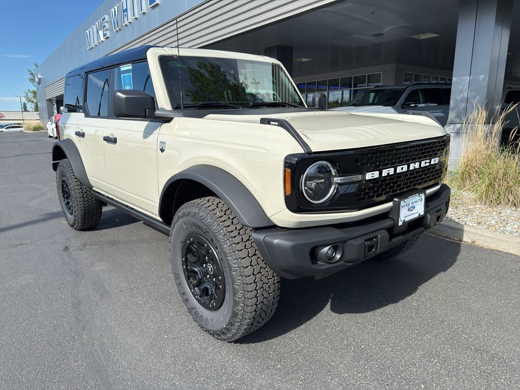 New 2026 Ford Bronco Big Bend w/ Black Diamond Package