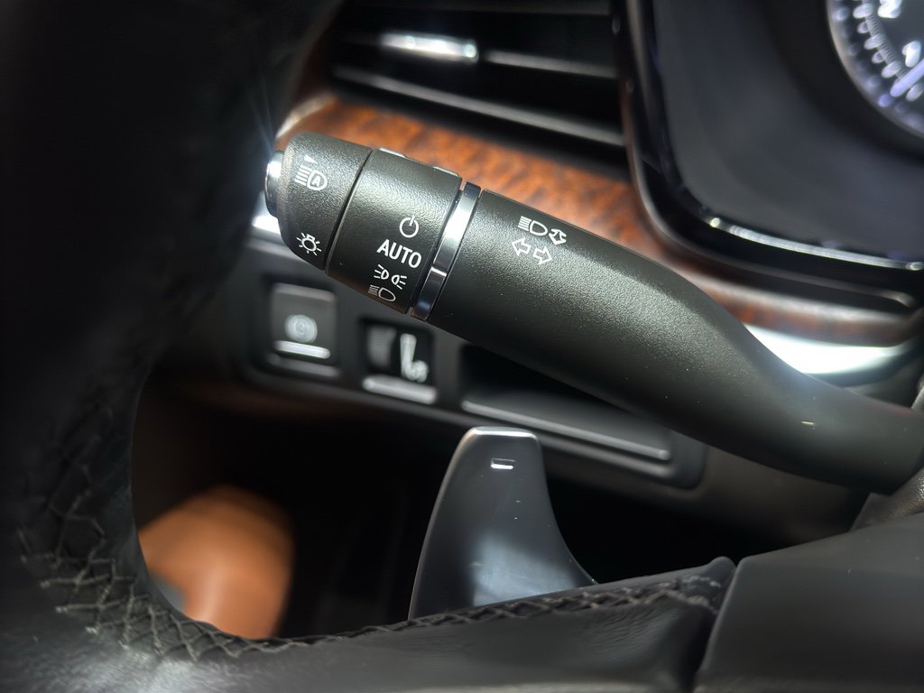 Used 2024 Cadillac XT5 Sportv image 25