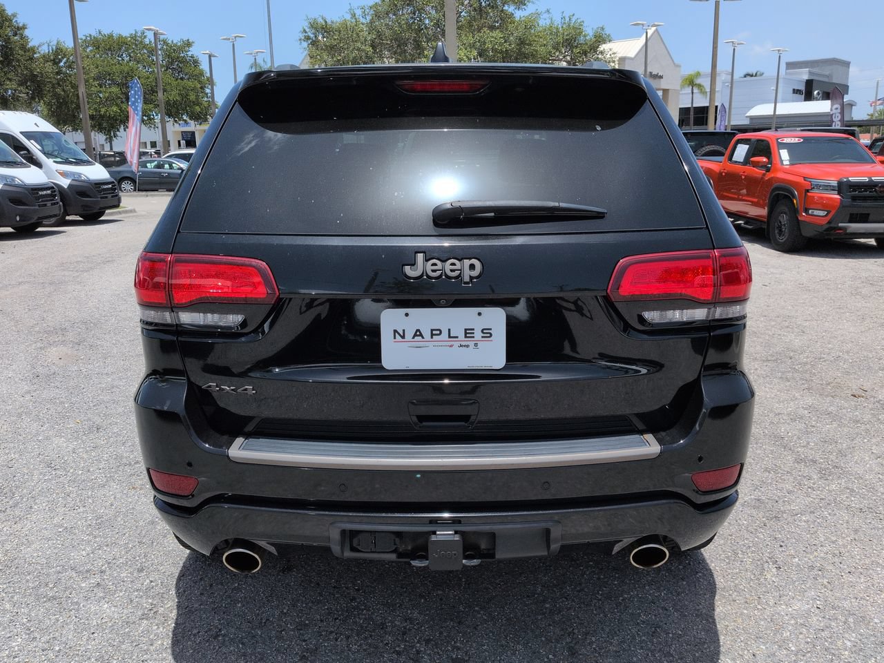 Used 2017 Jeep Grand Cherokee Limited 75th Anniversary AWD/4WD image 6