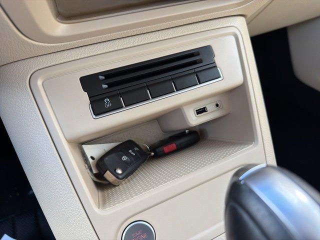 Used 2017 Volkswagen Tiguan Wolfsburg Edition image 26