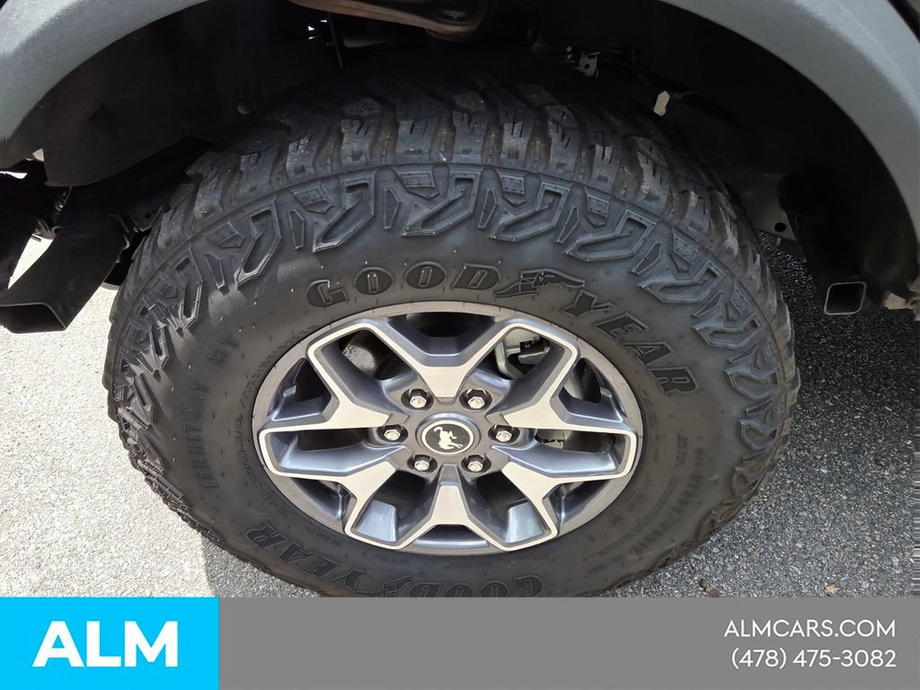 Used 2025 Ford Bronco Badlands AWD/4WD image 17