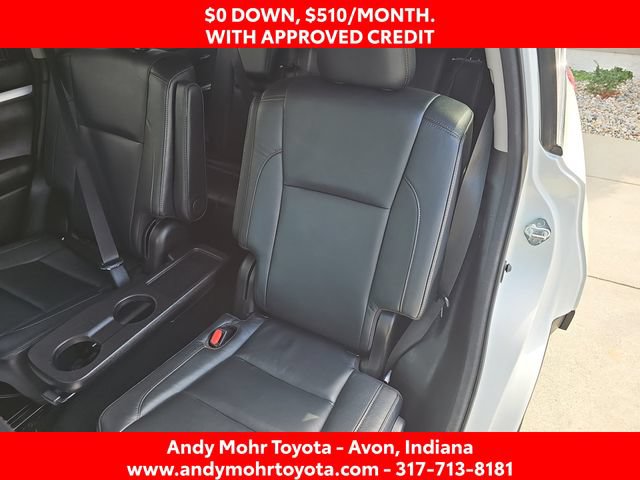 Used 2017 Toyota Highlander XLE AWD/4WD image 30