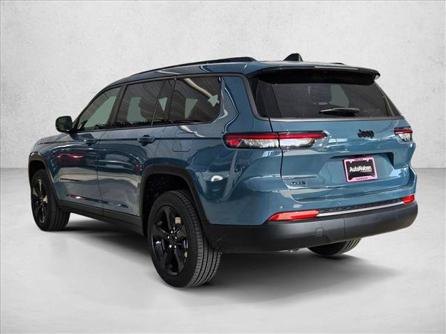 New 2026 Jeep Grand Cherokee L Limited w/ Limited Altitude Package AWD/4WD image 9