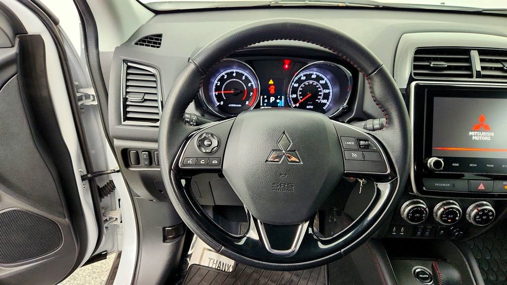 Used 2024 Mitsubishi Outlander Sport LE image 12