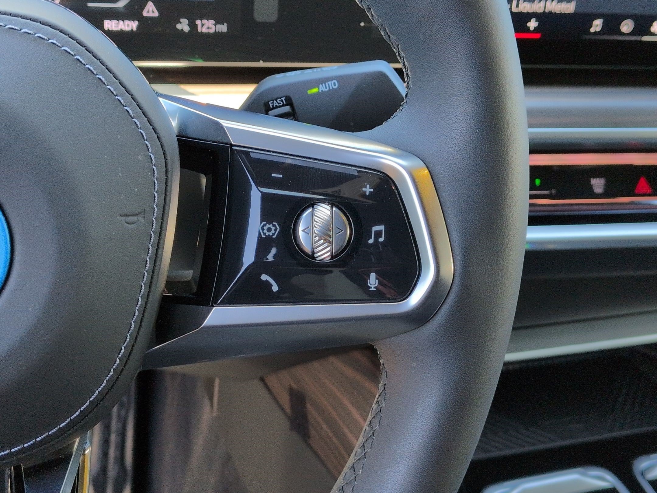 Certified 2025 BMW i7 xDrive60 AWD/4WD image 20