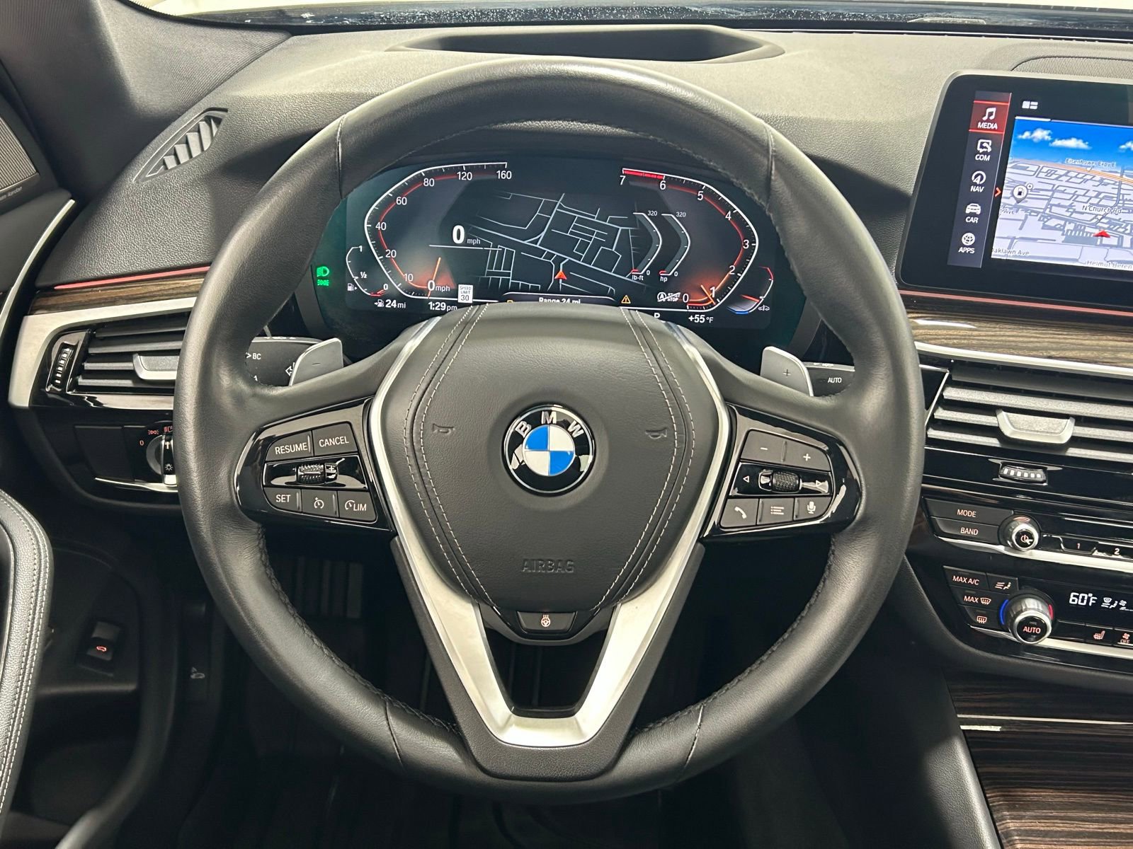 Used 2023 BMW 530i xDrive w/ Premium Package image 12