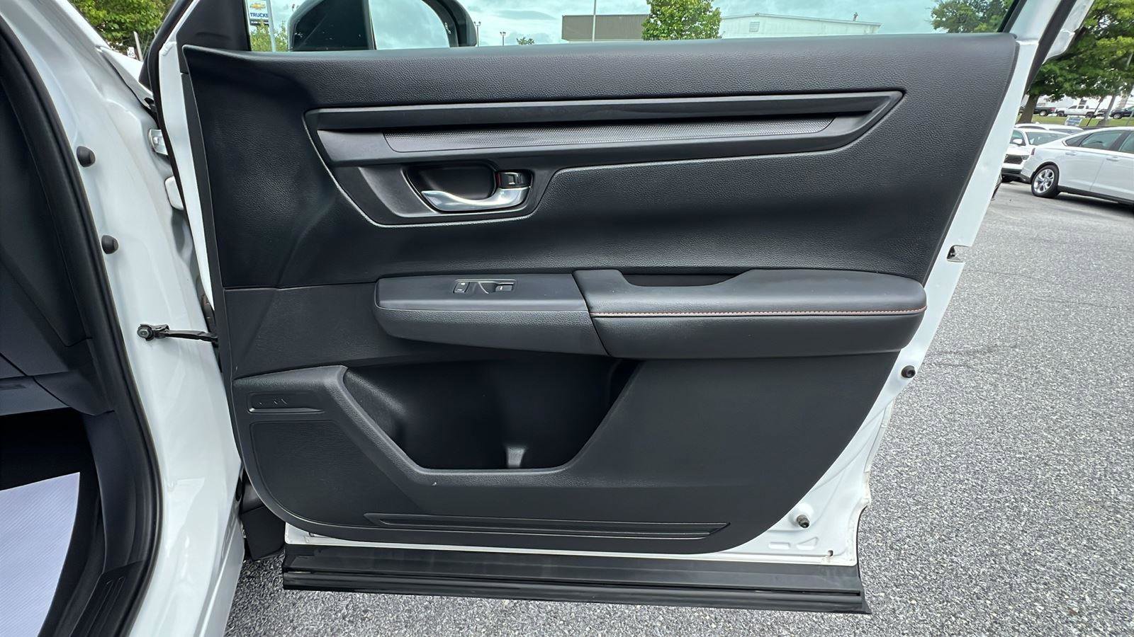 Used 2024 Honda CR-V Sport image 12