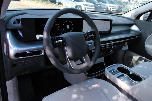 New 2026 Hyundai Ioniq 9 SE image 7