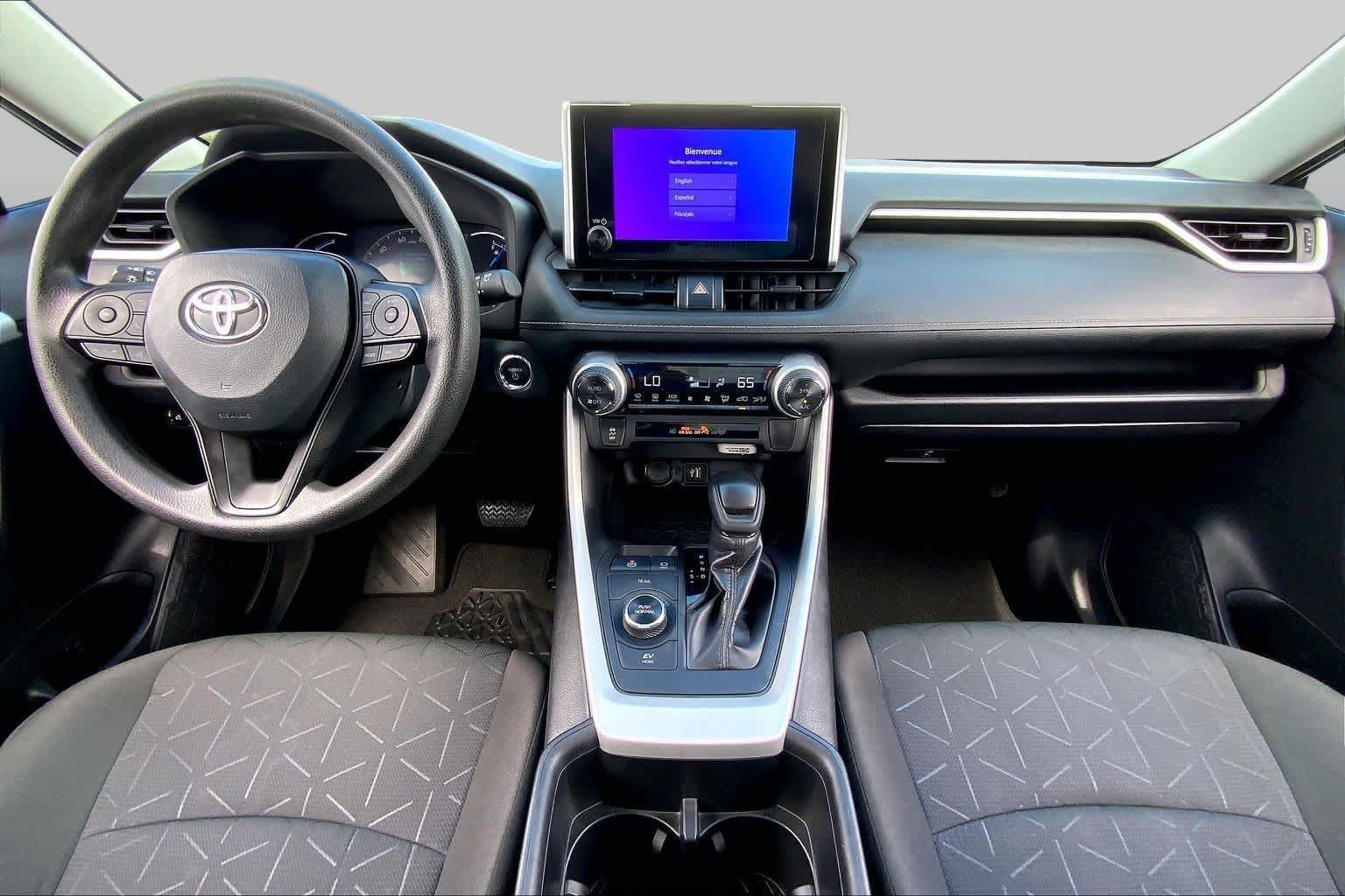 Used 2024 Toyota RAV4 XLE AWD/4WD image 14