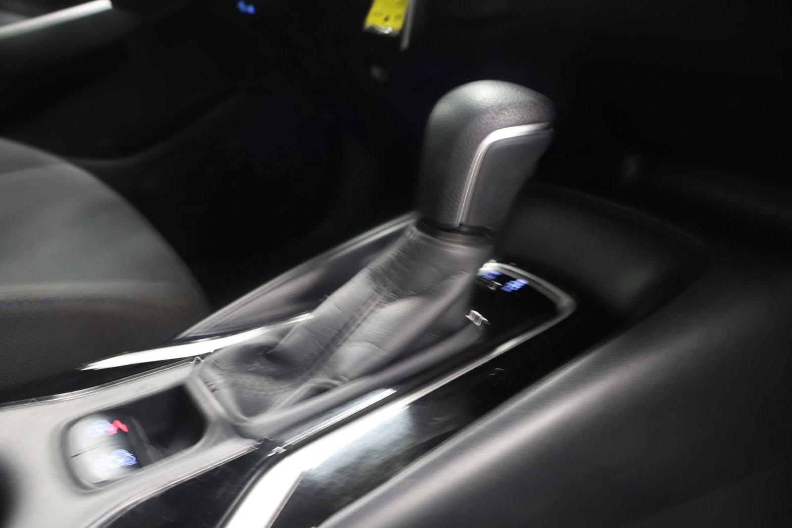Used 2022 Toyota Corolla SE image 36