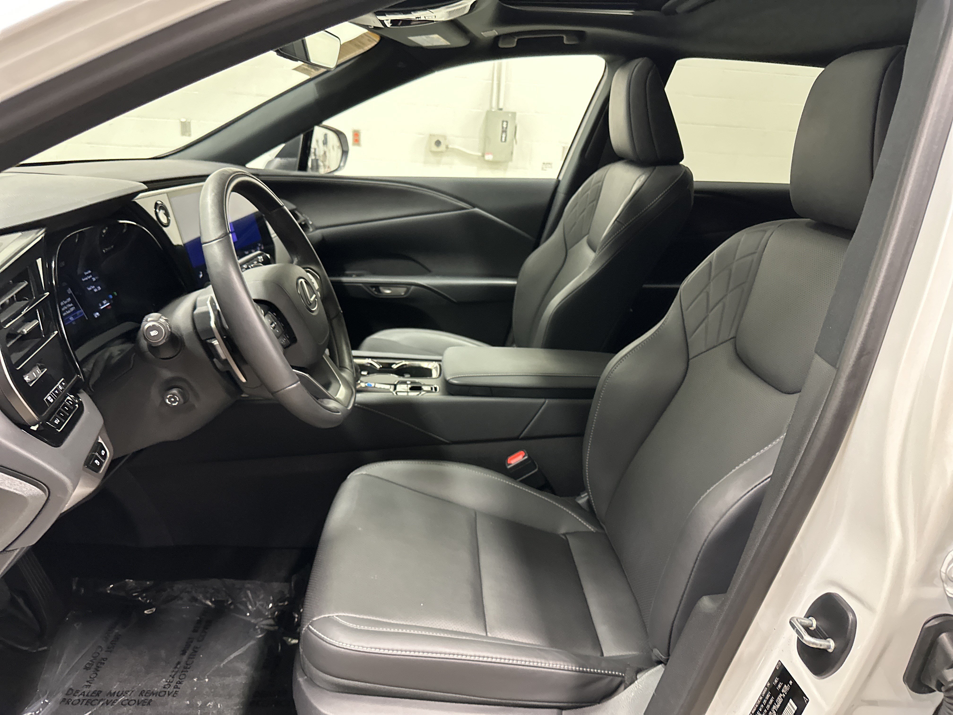 Certified 2025 Lexus RX 350h AWD/4WD image 16