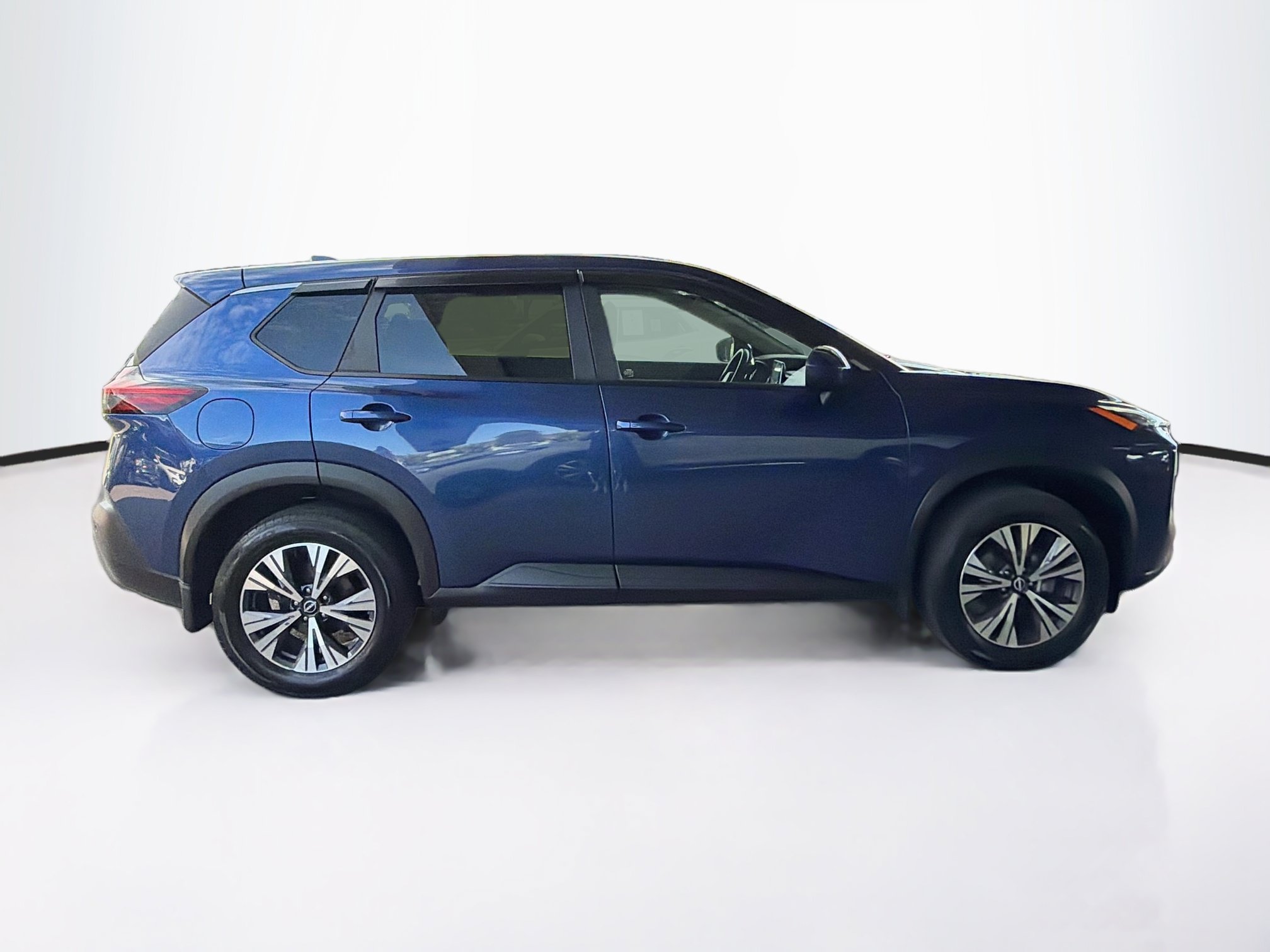 Used 2023 Nissan Rogue SV AWD/4WD image 10