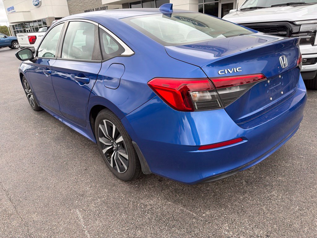Used 2022 Honda Civic EX image 2