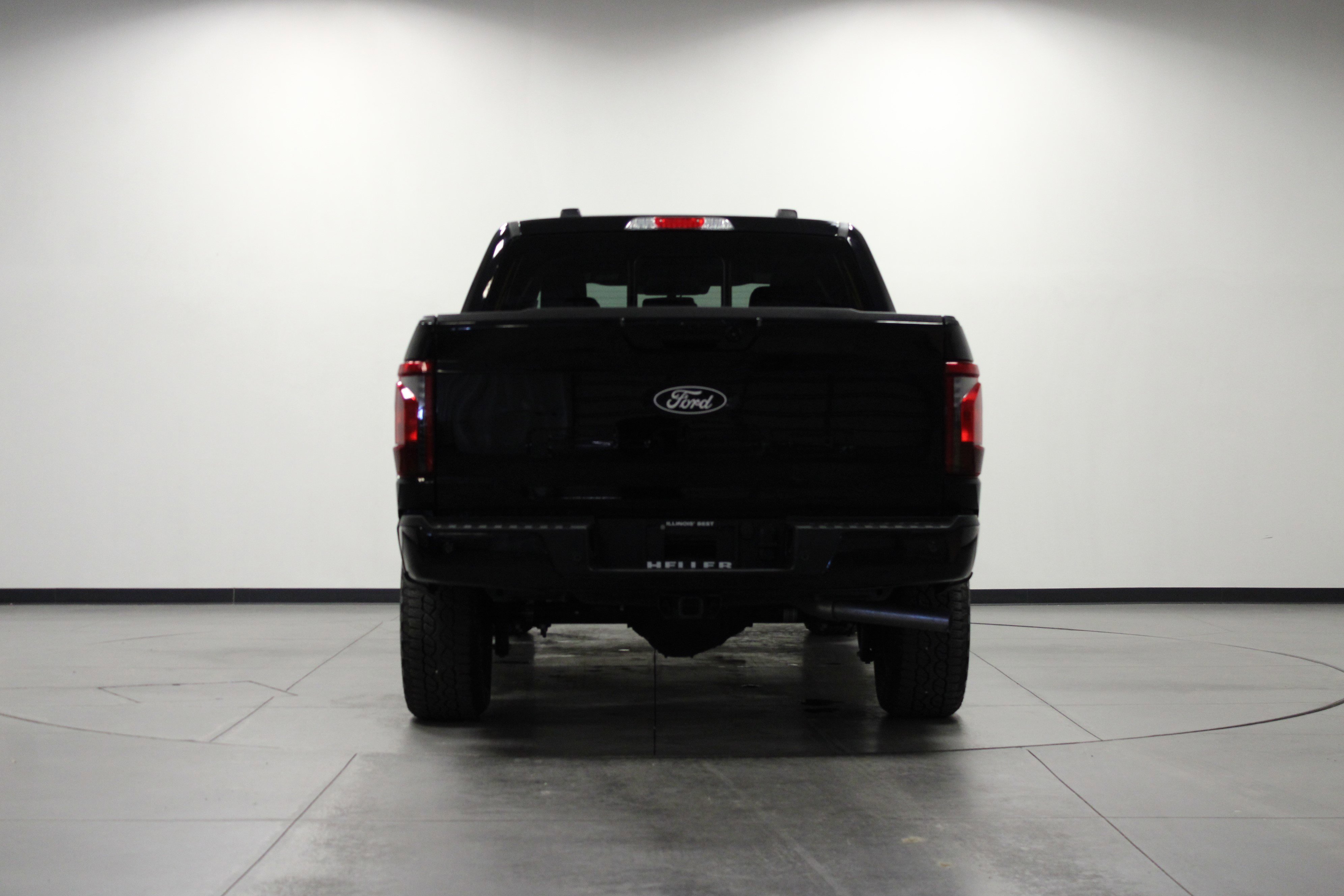 Used 2024 Ford F150 XLT w/ Equipment Group 302A MID image 5