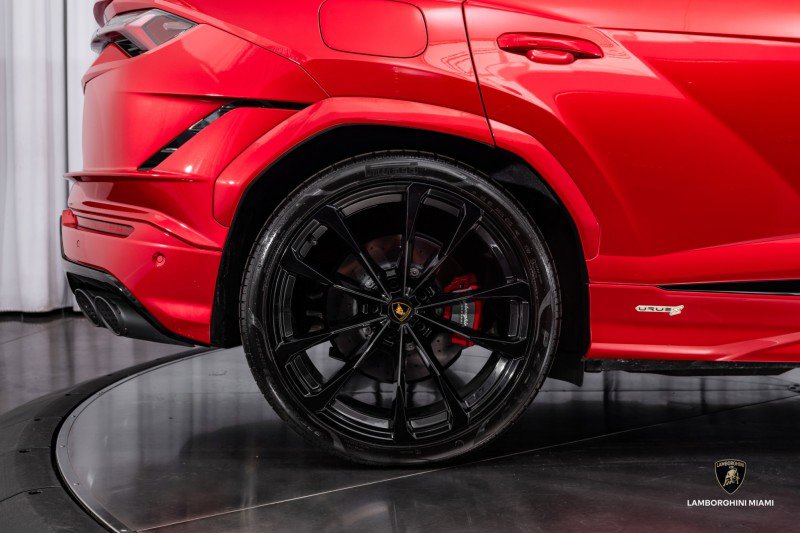 Used 2024 Lamborghini Urus S image 21