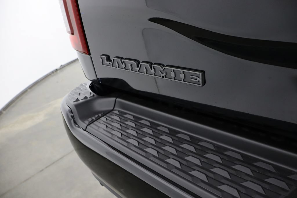 New 2026 RAM 2500 Laramie AWD/4WD image 46