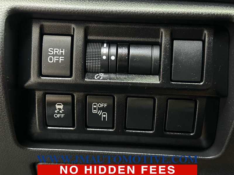 Used 2022 Subaru Impreza 2.0i Limited image 36