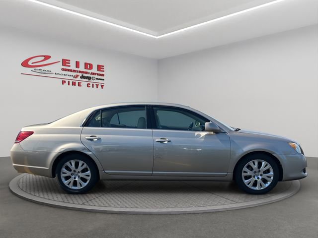 Used 2009 Toyota Avalon XLS image 7
