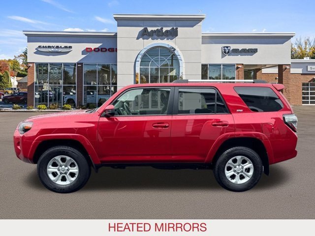 Used 2024 Toyota 4Runner SR5 image 5