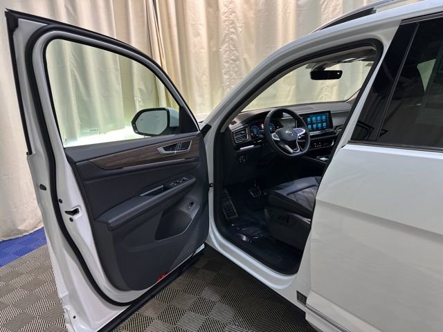 New 2026 Volkswagen Atlas SEL Premium R-Line image 11