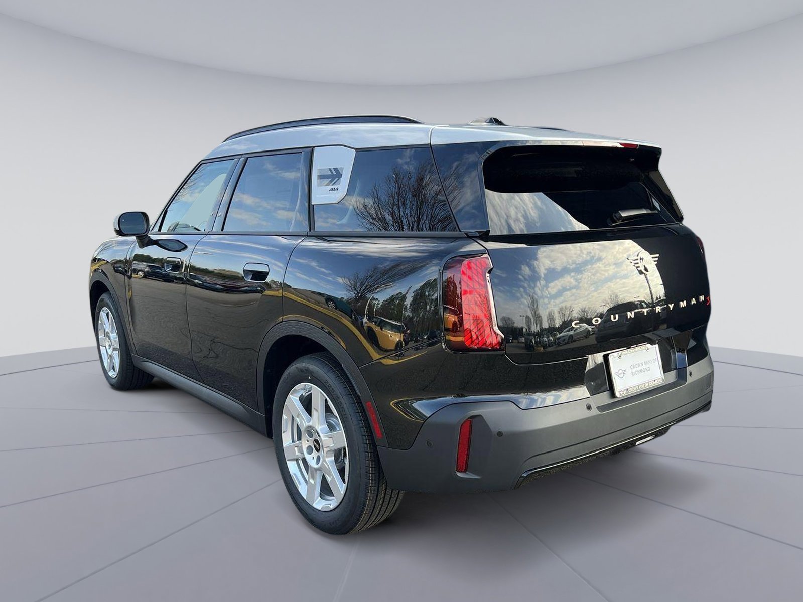 New 2025 MINI Cooper Countryman S w/ Comfort Package Max image 3