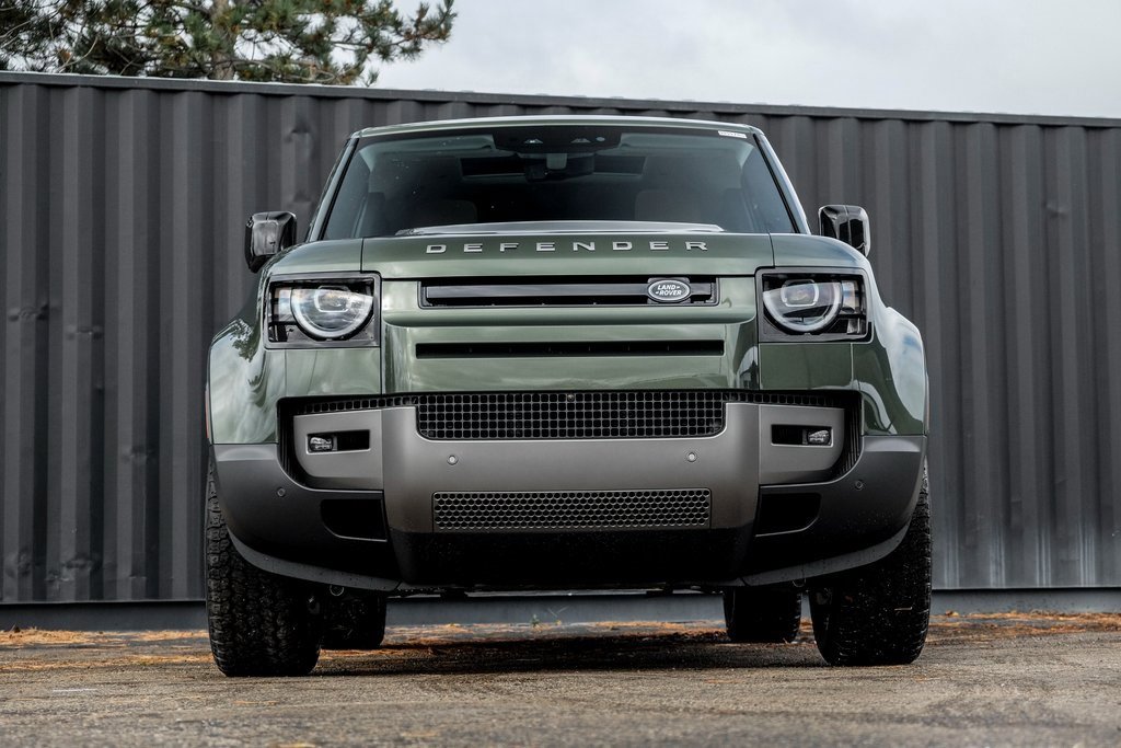 New 2026 Land Rover Defender 130 S image 5