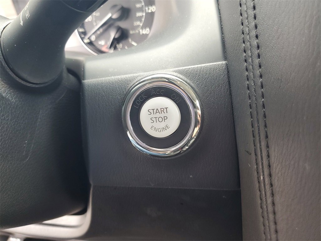 Used 2023 Nissan Armada SV image 25