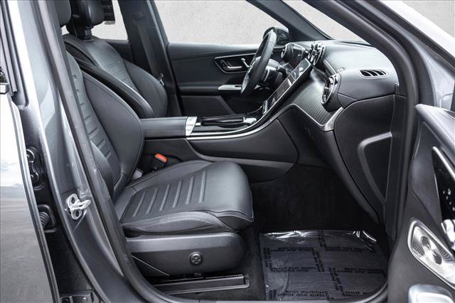 Used 2023 Mercedes-Benz GLC 300 4MATIC image 27
