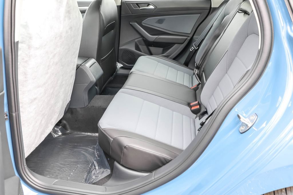 New 2026 Volkswagen Jetta SE FWD image 37