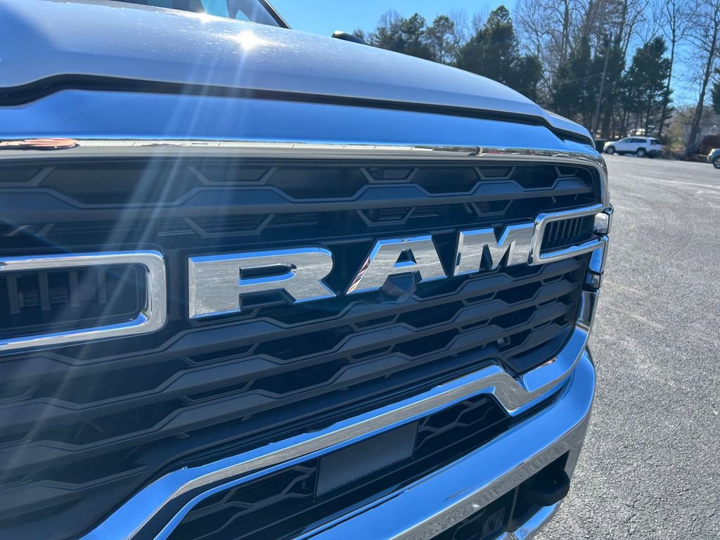 New 2026 RAM 2500 Tradesman AWD/4WD image 9