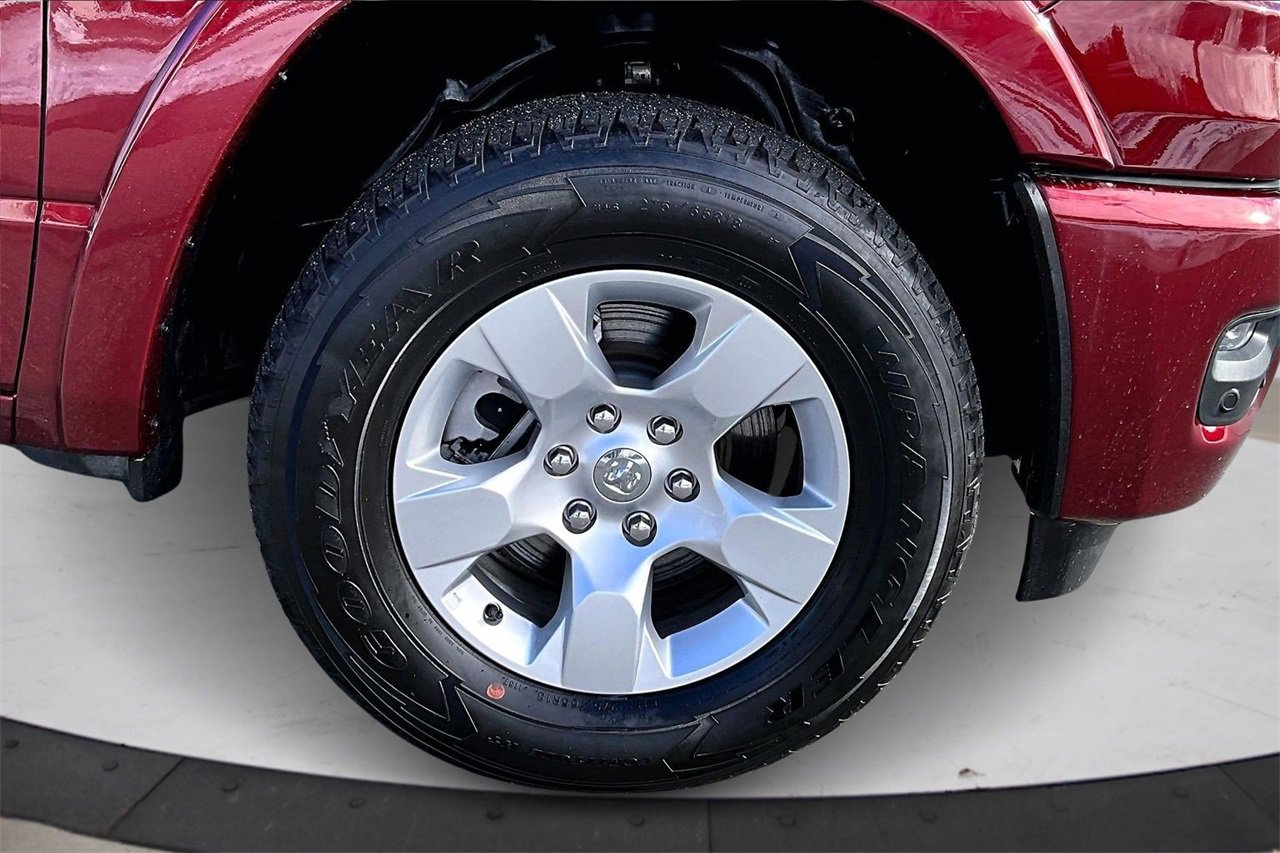 Certified 2025 RAM 1500 Big Horn image 32