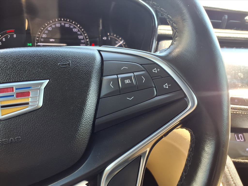 Used 2019 Cadillac XT5 FWD image 19
