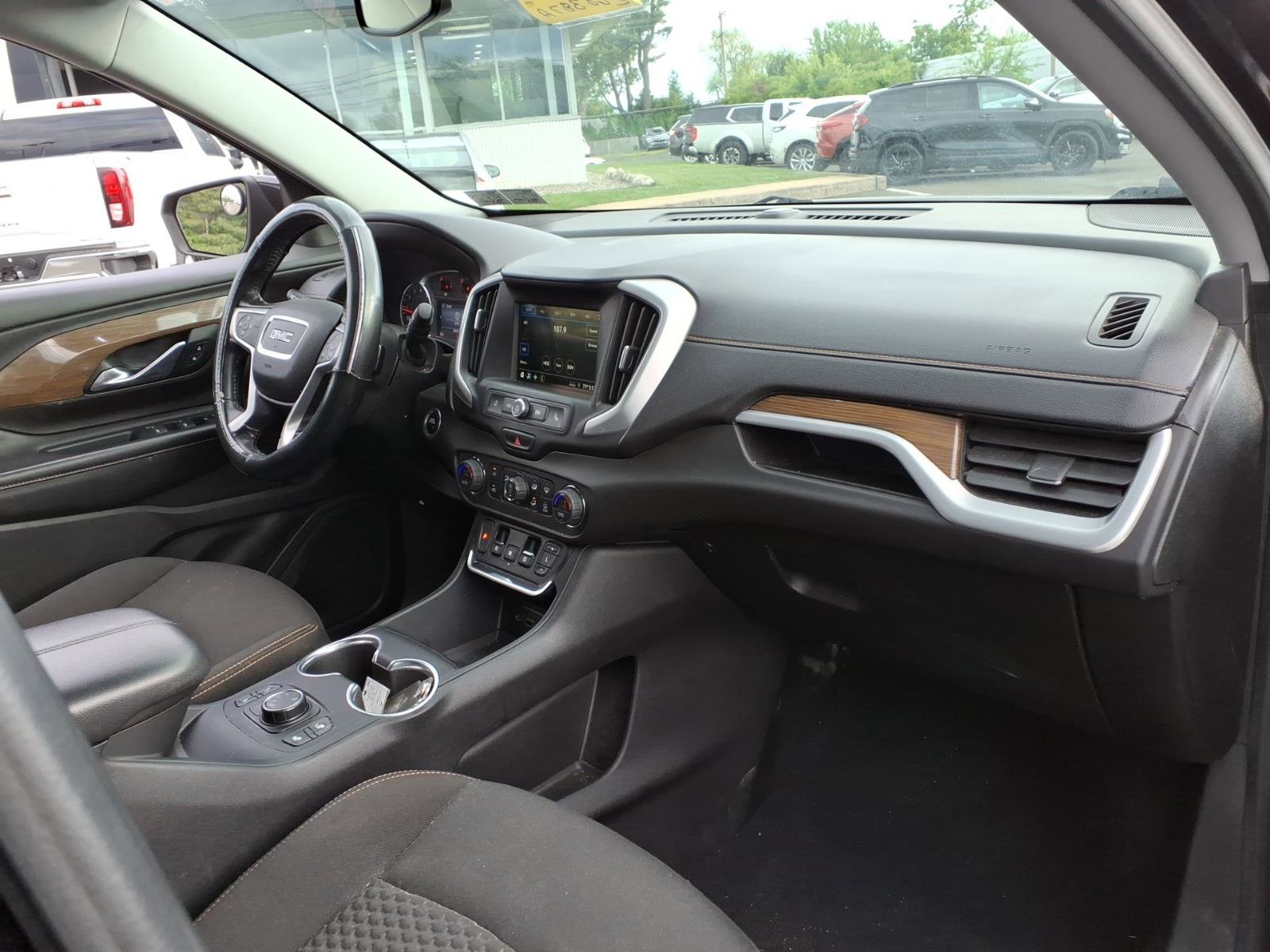Used 2019 GMC Terrain SLE w/ Driver Convenience Package AWD/4WD image 13